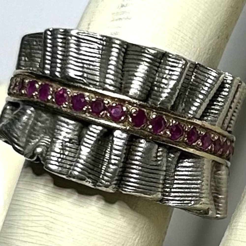 Beautiful Sterling Ruby Ruffled Textured Ring - image 1